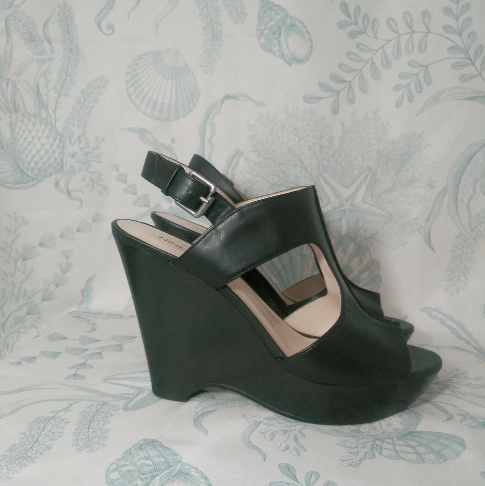 🖤Nine West Wedge🖤